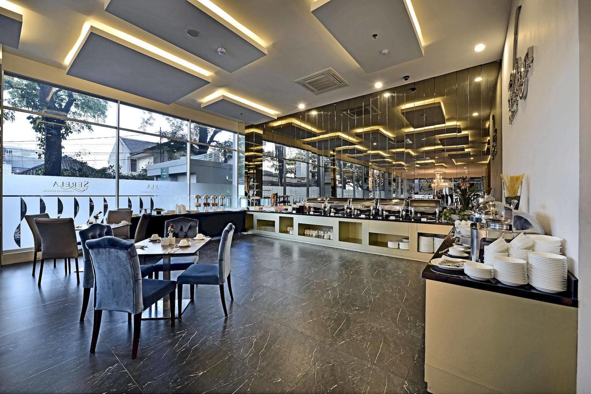 Serela Cihampelas By Kagum Hotels Bandung Exterior foto