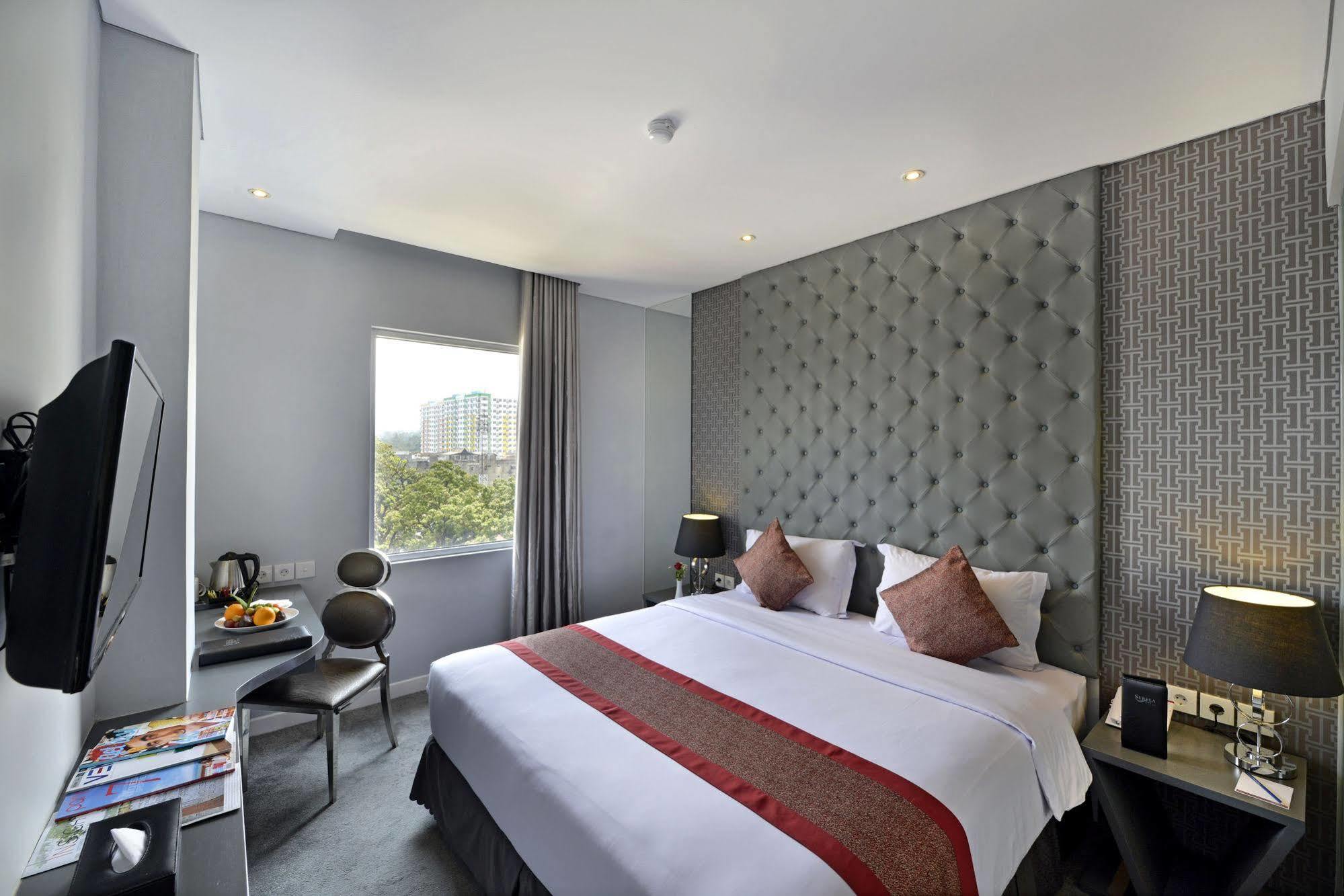 Serela Cihampelas By Kagum Hotels Bandung Exterior foto
